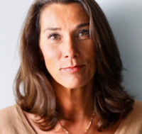 Laurence VERNAY